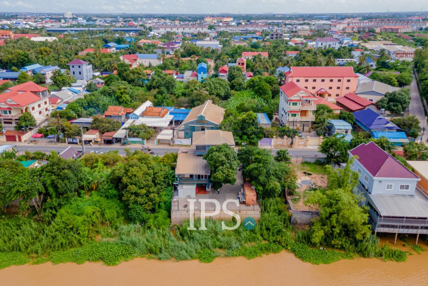 6 Bedroom House For Sale - Takhmao, Kandal