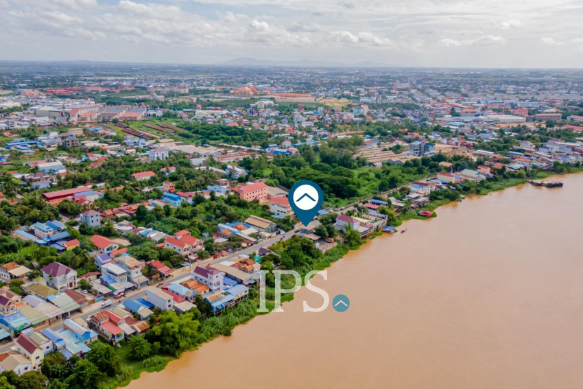 6 Bedroom House For Sale - Takhmao, Kandal