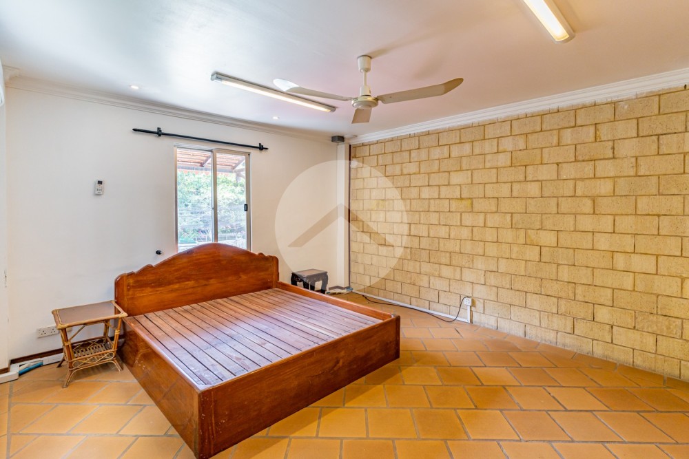 5 Bedroom Villa For Rent - Tonle Bassac, Phnom Penh - Image 18