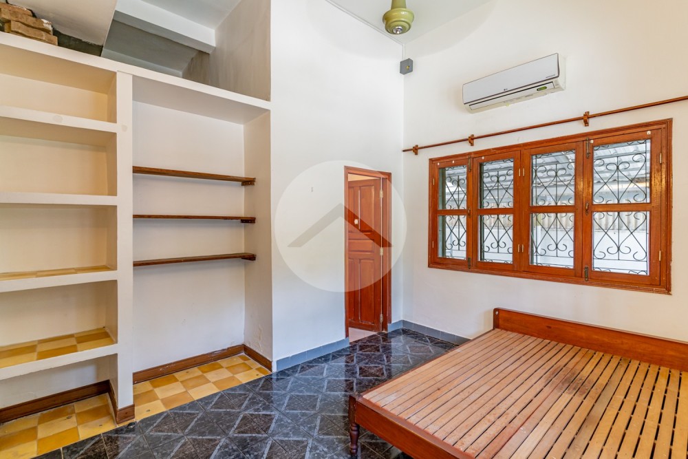 5 Bedroom Villa For Rent - Tonle Bassac, Phnom Penh - Image 16