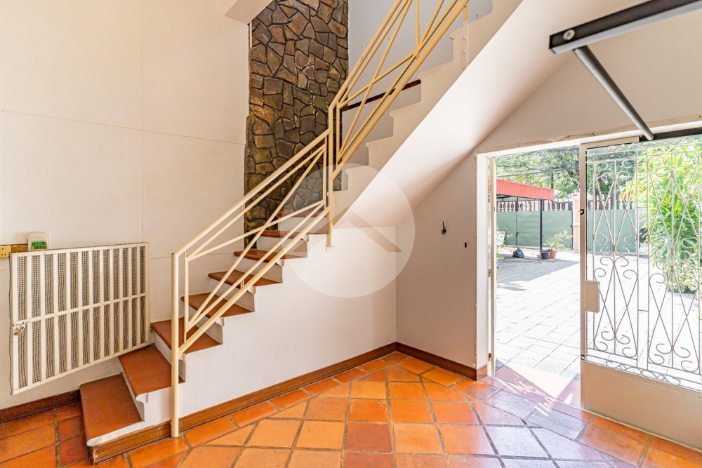 5 Bedroom Villa For Rent - Tonle Bassac, Phnom Penh - Image 28