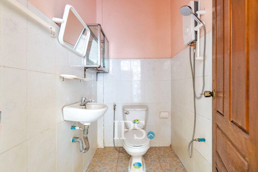 ផ្ទះ 3 បន្ទប់គេងសម្រាប់ជួល - សាលាកំរើក សៀមរាប