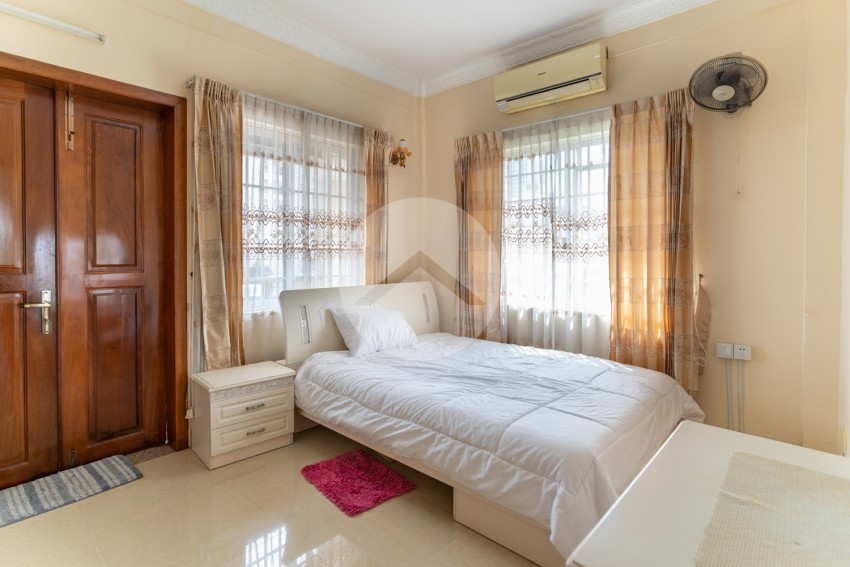 13 Room Apartment Building For Lease - Tonle Bassac, Phnom Penh