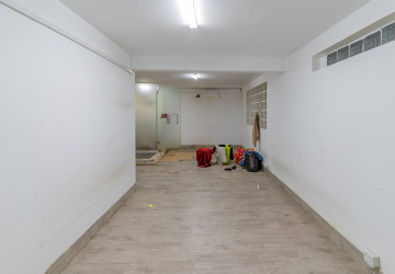 240 Sqm Retail Space For Rent - Tonle Bassac, Phnom Penh thumbnail