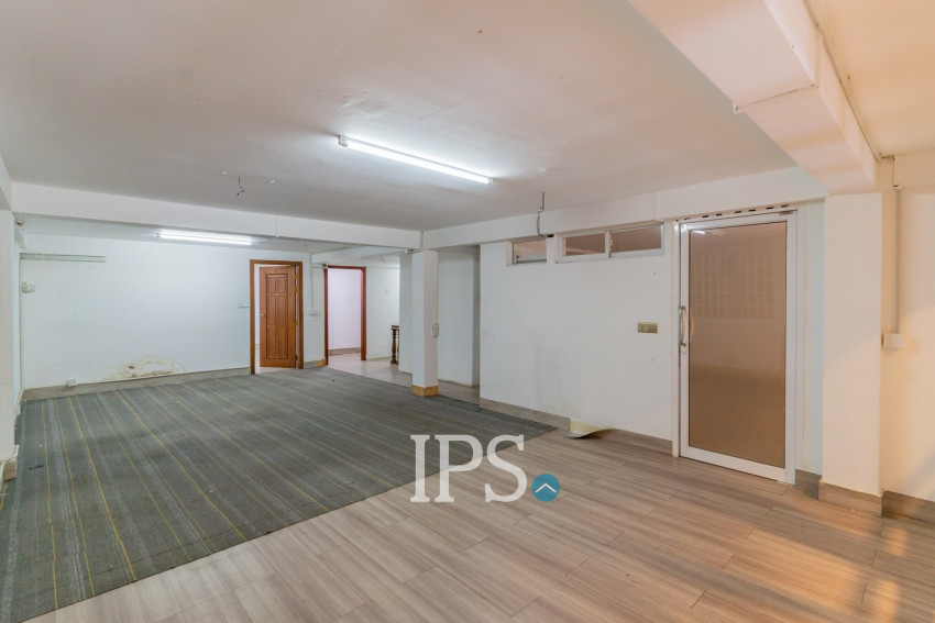 240 Sqm Retail Space For Rent - Tonle Bassac, Phnom Penh