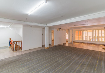 240 Sqm Retail Space For Rent - Tonle Bassac, Phnom Penh thumbnail