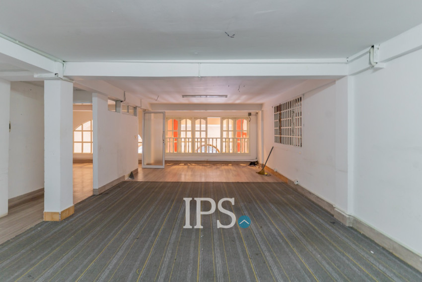 240 Sqm Retail Space For Rent - Tonle Bassac, Phnom Penh