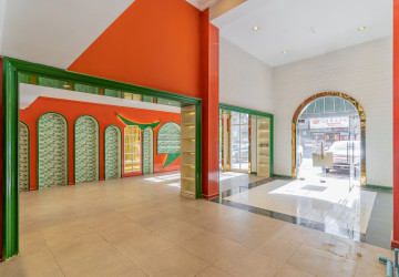 240 Sqm Retail Space For Rent - Tonle Bassac, Phnom Penh thumbnail