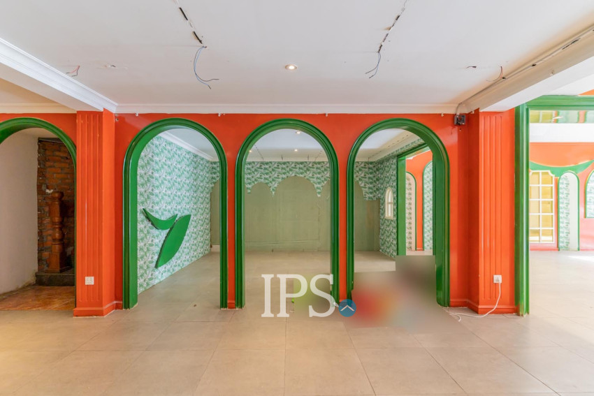 240 Sqm Retail Space For Rent - Tonle Bassac, Phnom Penh