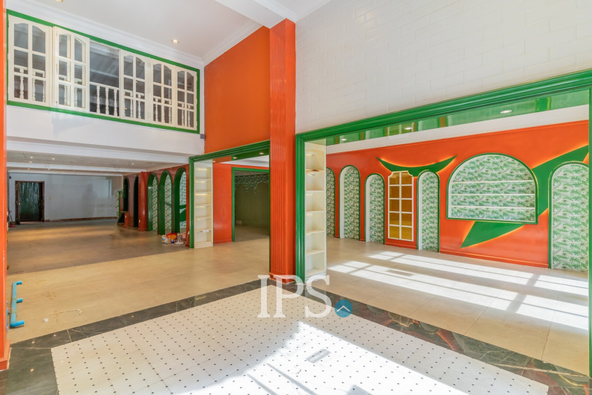240 Sqm Retail Space For Rent - Tonle Bassac, Phnom Penh