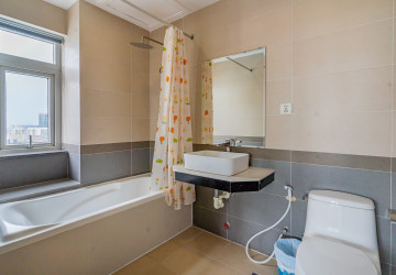 4 Bedroom Serviced Apartment For Rent - Veal Vong, Phnom Penh thumbnail