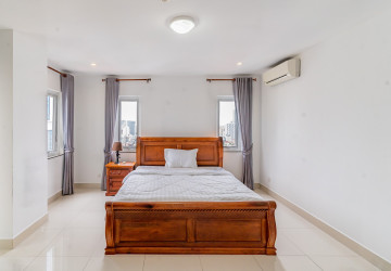 4 Bedroom Serviced Apartment For Rent - Veal Vong, Phnom Penh thumbnail