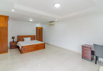 4 Bedroom Serviced Apartment For Rent - Veal Vong, Phnom Penh thumbnail