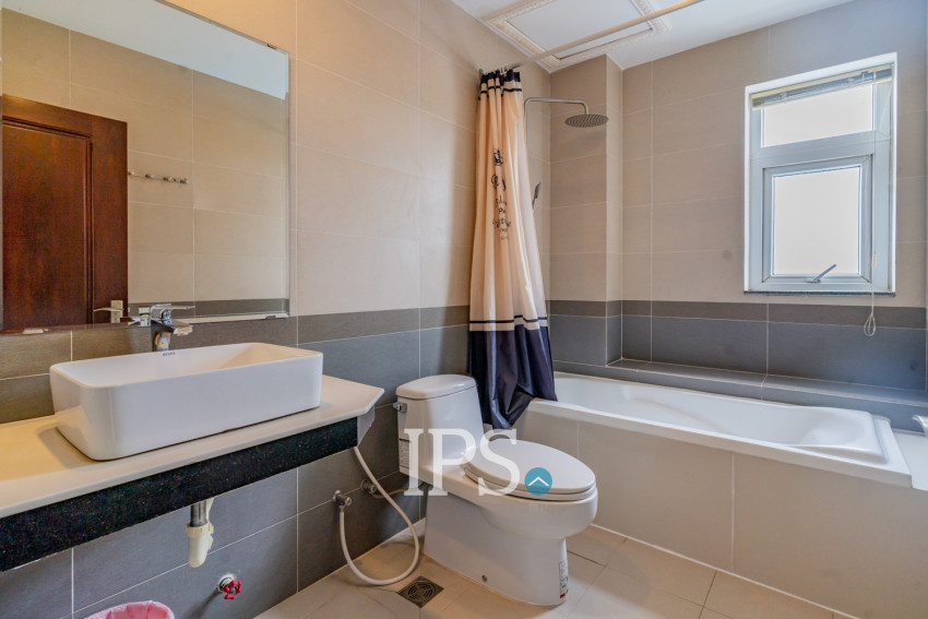 4 Bedroom Serviced Apartment For Rent - Veal Vong, Phnom Penh