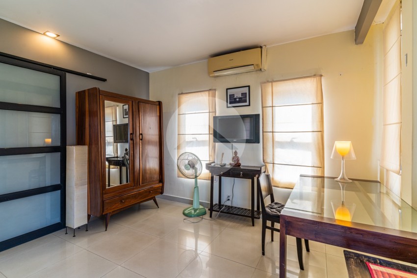 1 Bedroom Apartment For Rent - BKK1, Phnom Penh