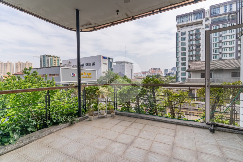 Renovated 2 Bedroom Apartment For Rent - BKK1, Phnom Penh