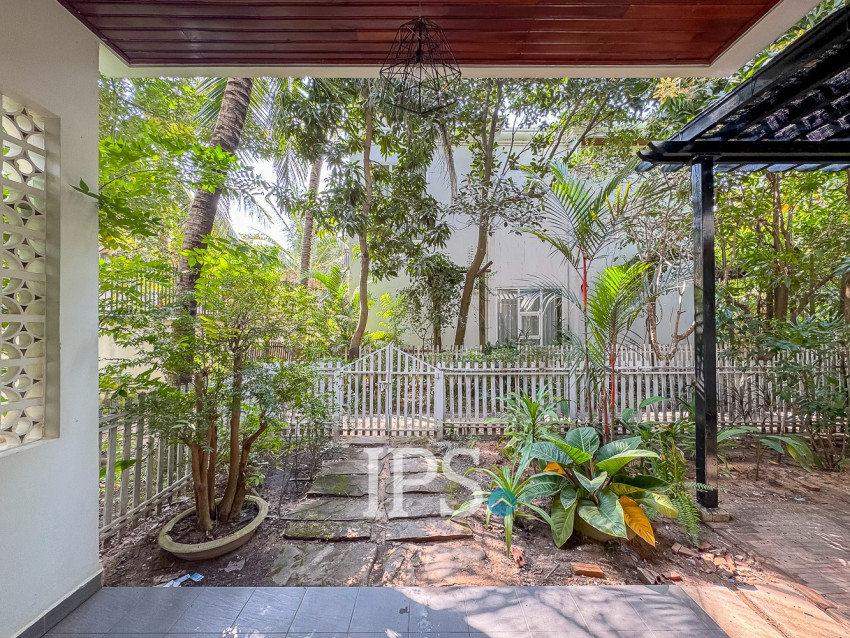 2 Bedroom Villa  For Rent - Sala Kamreuk, Siem Reap