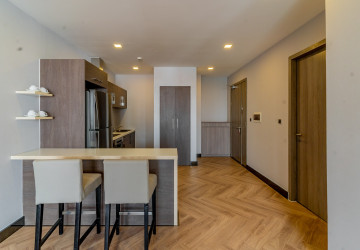 2 Bedroom Serviced Apartment For Rent - BKK1, Phnom Penh thumbnail