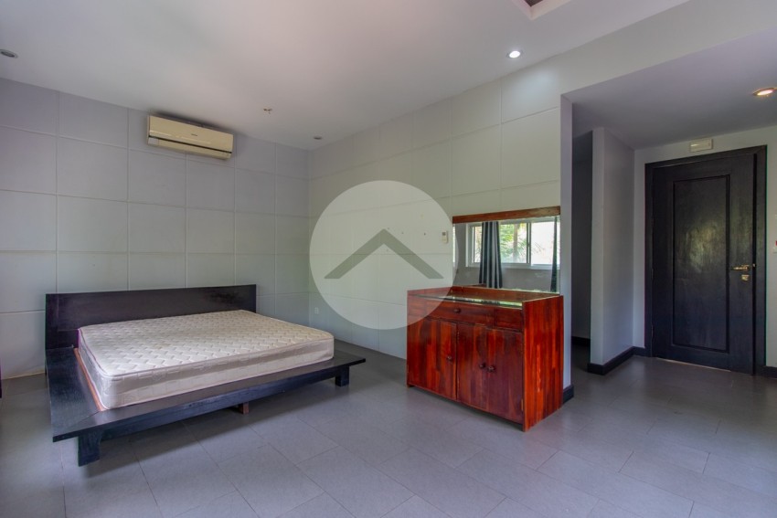 5 Bedroom Villa For Rent - Svay Dangkum, Siem Reap