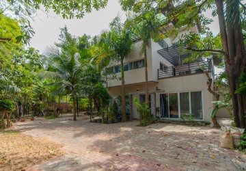 5 Bedroom Villa For Rent - Svay Dangkum, Siem Reap thumbnail