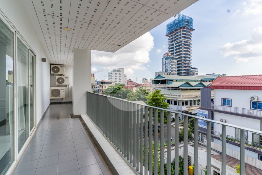 2 Bedroom Serviced Apartment For Rent - Tumnup Teuk, Phnom Penh