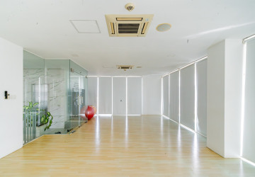 2 Bedroom Serviced Apartment For Rent - Tumnup Teuk, Phnom Penh thumbnail