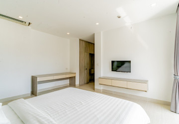 2 Bedroom Serviced Apartment For Rent - Tumnup Teuk, Phnom Penh thumbnail