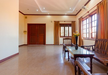 4 Bedroom House For Rent - Sala Kamreuk, Siem Reap thumbnail