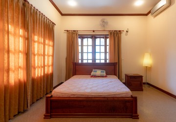 4 Bedroom House For Rent - Sala Kamreuk, Siem Reap thumbnail