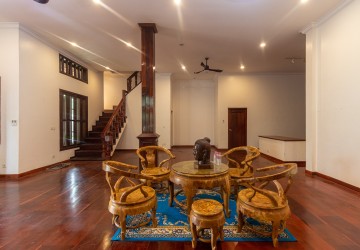 6 Bedroom Villa For Rent - Sala Kamreuk, Siem Reap thumbnail