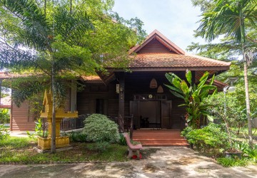 6 Bedroom Villa For Rent - Sala Kamreuk, Siem Reap thumbnail