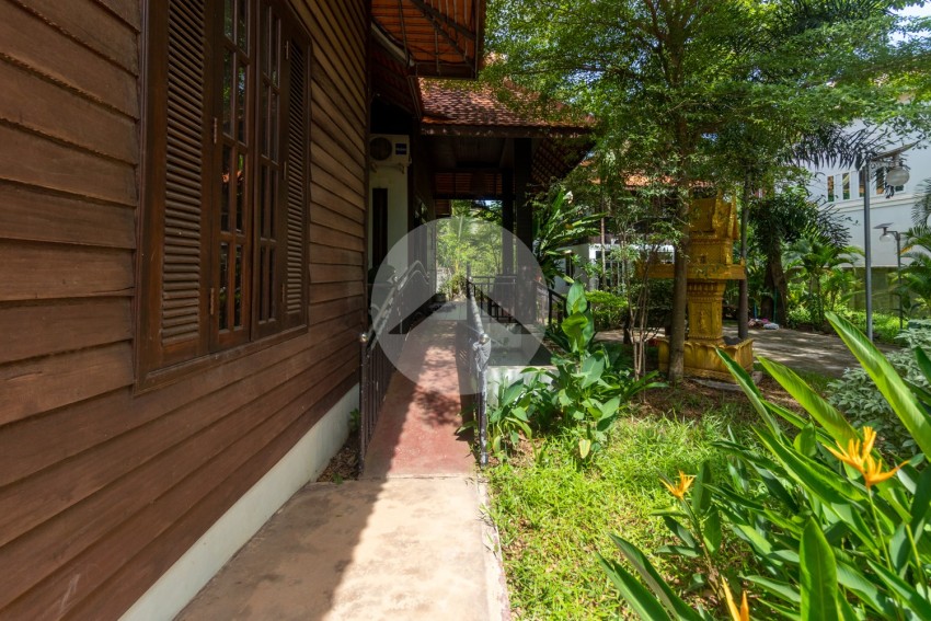 6 Bedroom Villa For Rent - Sala Kamreuk, Siem Reap