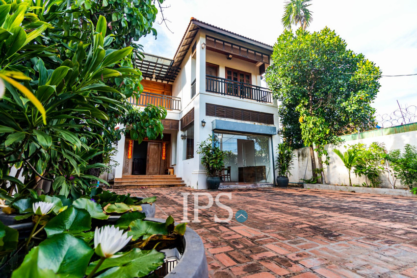 4 Bedroom Villa for Rent- Sala Kamreuk, Siem Reap