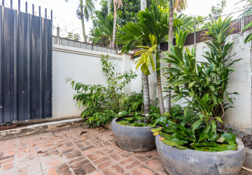 4 Bedroom Villa for Rent- Sala Kamreuk, Siem Reap thumbnail