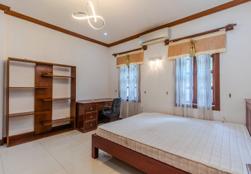 4 Bedroom Villa for Rent- Sala Kamreuk, Siem Reap thumbnail