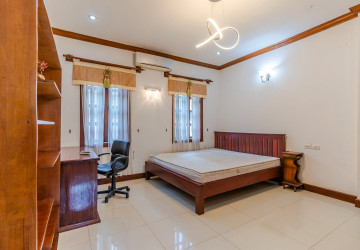 4 Bedroom Villa for Rent- Sala Kamreuk, Siem Reap thumbnail