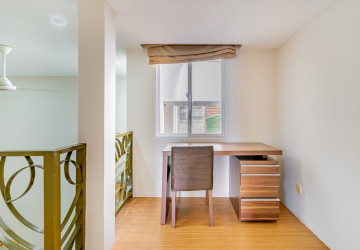 2 Bedroom Serviced Apartment For Rent - Daun Penh, Phnom Penh thumbnail