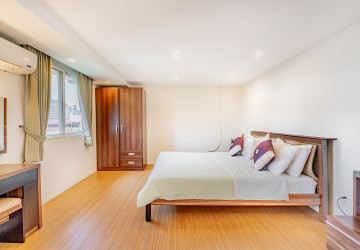 2 Bedroom Serviced Apartment For Rent - Daun Penh, Phnom Penh thumbnail