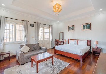 45 Sqm Studio Serviced Apartment For Rent - Boeung Kak 2, Phnom Penh thumbnail