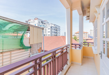 45 Sqm Studio Serviced Apartment For Rent - Boeung Kak 2, Phnom Penh thumbnail