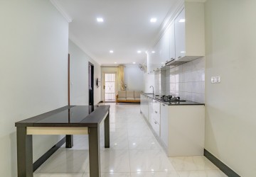 2 Bedrooms Apartment For Rent - BKK2, Phnom Penh thumbnail