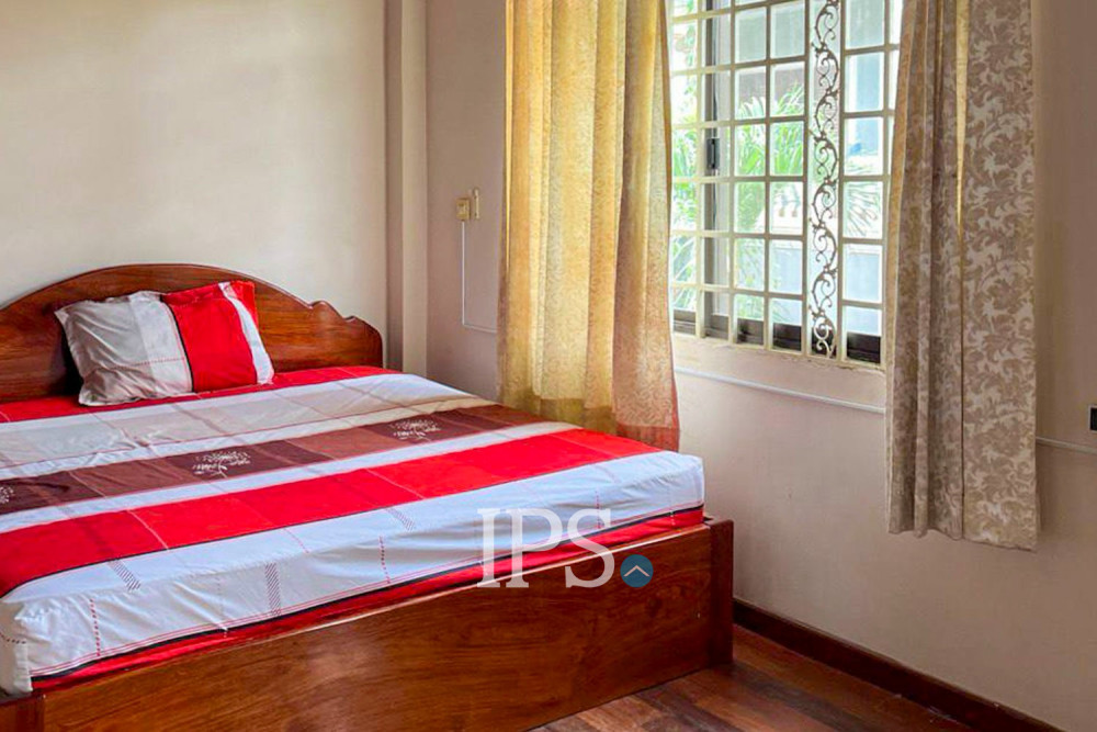 6 Bedroom House For Rent - Svay Dangkum, Siem Reap - Image 12
