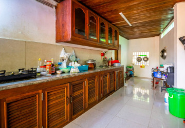 6 Bedroom House For Rent - Svay Dangkum, Siem Reap thumbnail