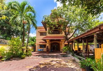 6 Bedroom House For Rent - Svay Dangkum, Siem Reap thumbnail