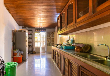 6 Bedroom House For Rent - Svay Dangkum, Siem Reap thumbnail