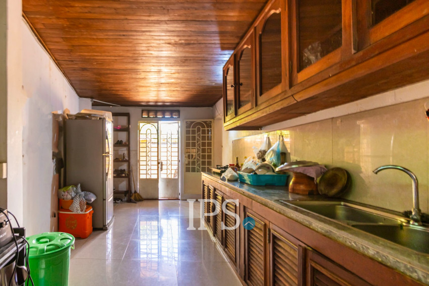 6 Bedroom House For Rent - Svay Dangkum, Siem Reap