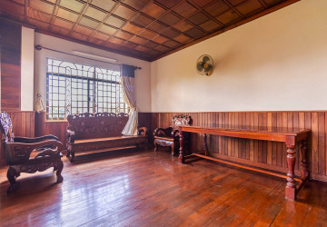6 Bedroom House For Rent - Svay Dangkum, Siem Reap thumbnail