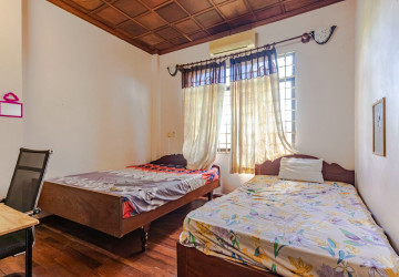 6 Bedroom House For Rent - Svay Dangkum, Siem Reap thumbnail