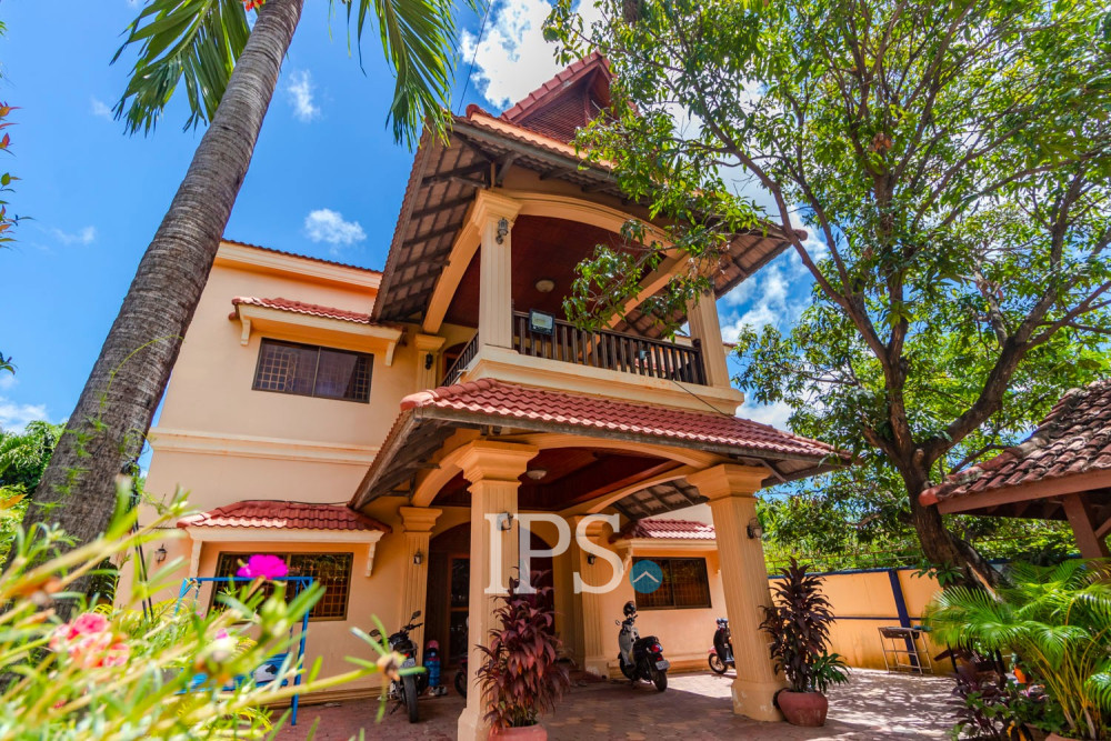 6 Bedroom House For Rent - Svay Dangkum, Siem Reap - Image 21
