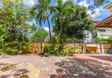 6 Bedroom House For Rent - Svay Dangkum, Siem Reap thumbnail